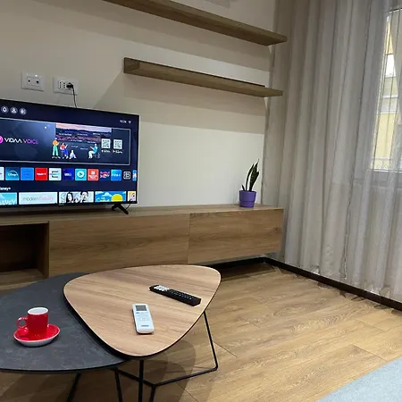 Stylish 1 Bedroom Apt 5 Min Walking From Skanderbeg Sq