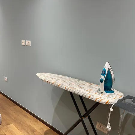 Stylish 1 Bedroom Apt 5 Min Walking From Skanderbeg Sq Apartment Tirana